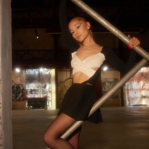 Ariana Grande – Yes And (Acapella & Instrumental)